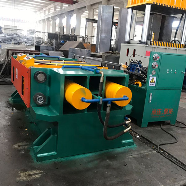 双面压四柱压力机