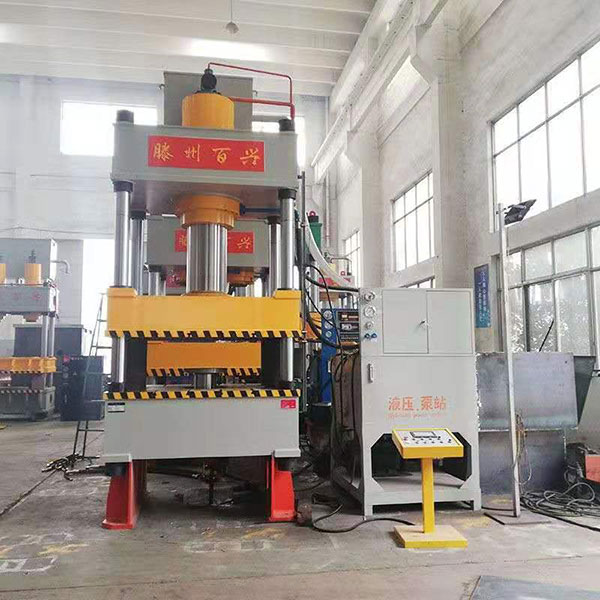 304不鏽鋼水箱拉伸成型機