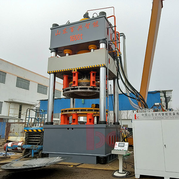 1600吨封头拉伸机