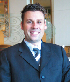 蓝山国际酒店管理学院校友Clinton Lovell