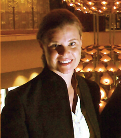 蓝山国际酒店管理学院校友Cathryn Bock 蓝山国际酒店管理学院校友Cathryn Bock
