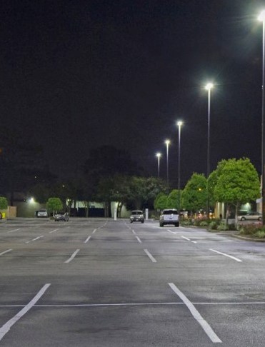 Retailer Parking Lot Lighting