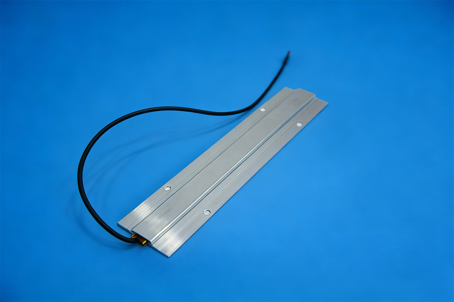 Aluminum plate type PTC heater