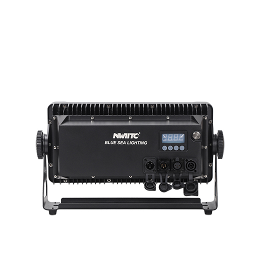 Seetronic PowerCon Waterproof 40X15w RGBW 4in1 LED Stage City Color Light