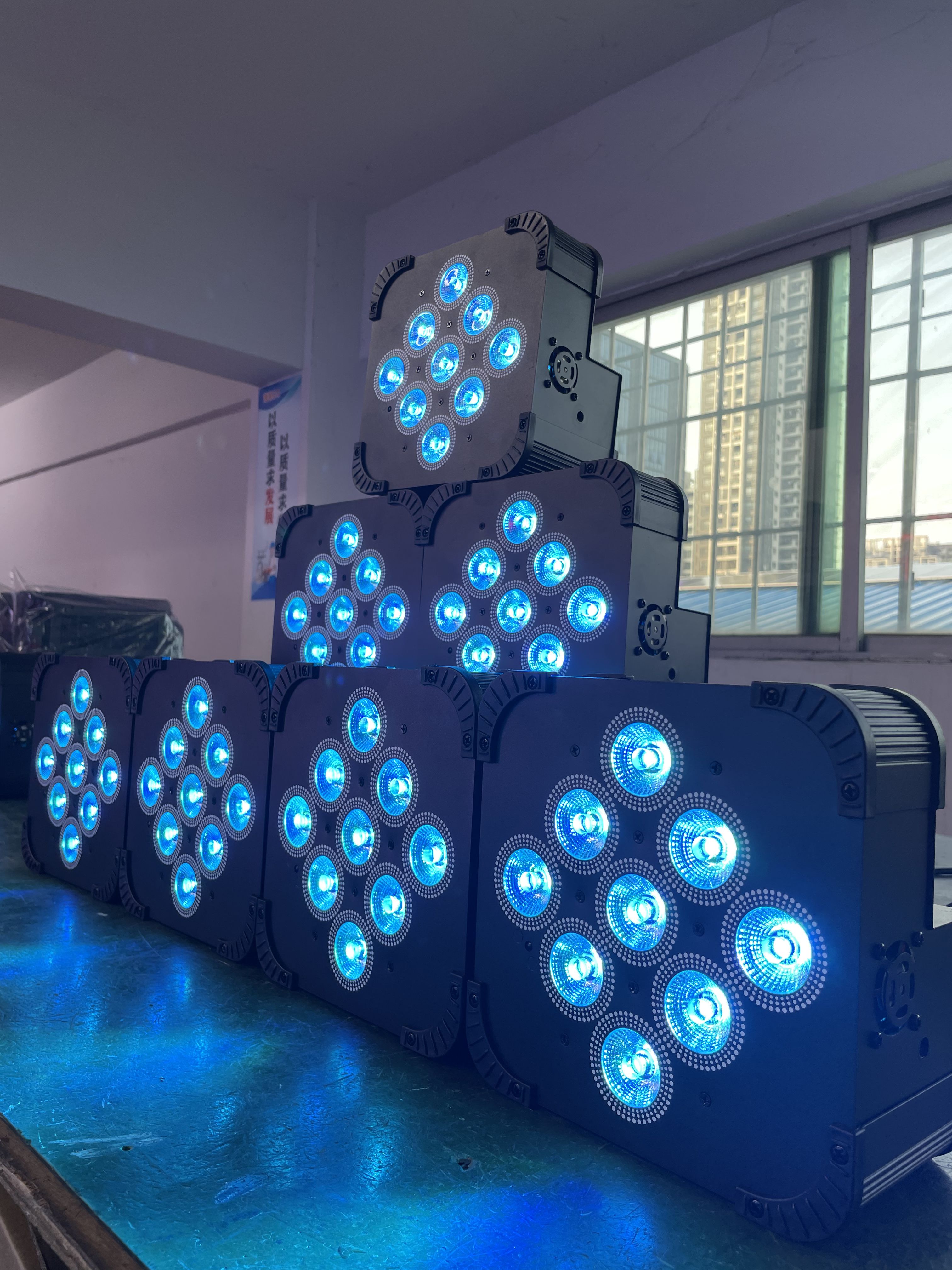 RGBWA UV wireless LED par light color mixing effects with remote control