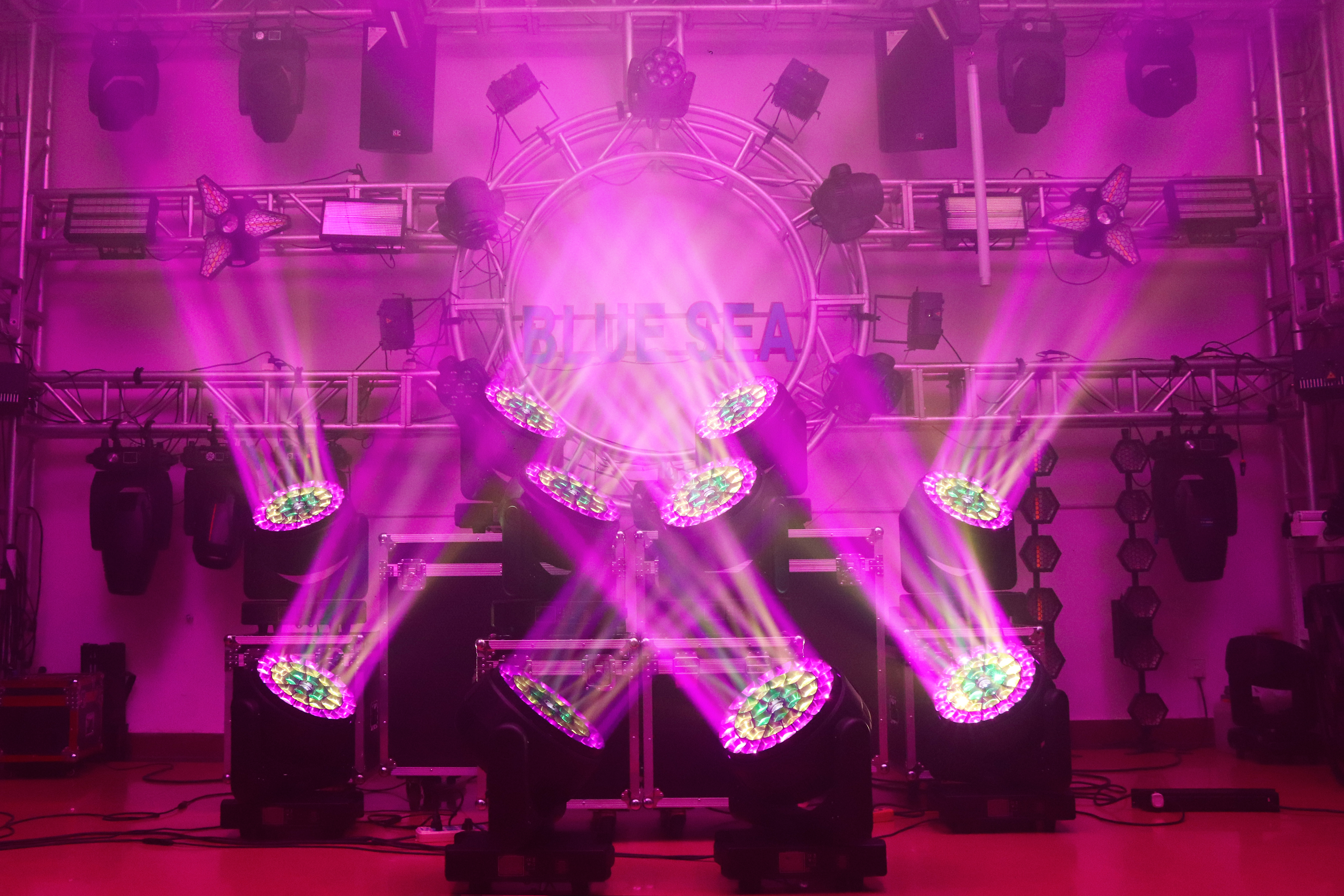 How Moving Head Lights Are Leading New Trends in Stage Lighting