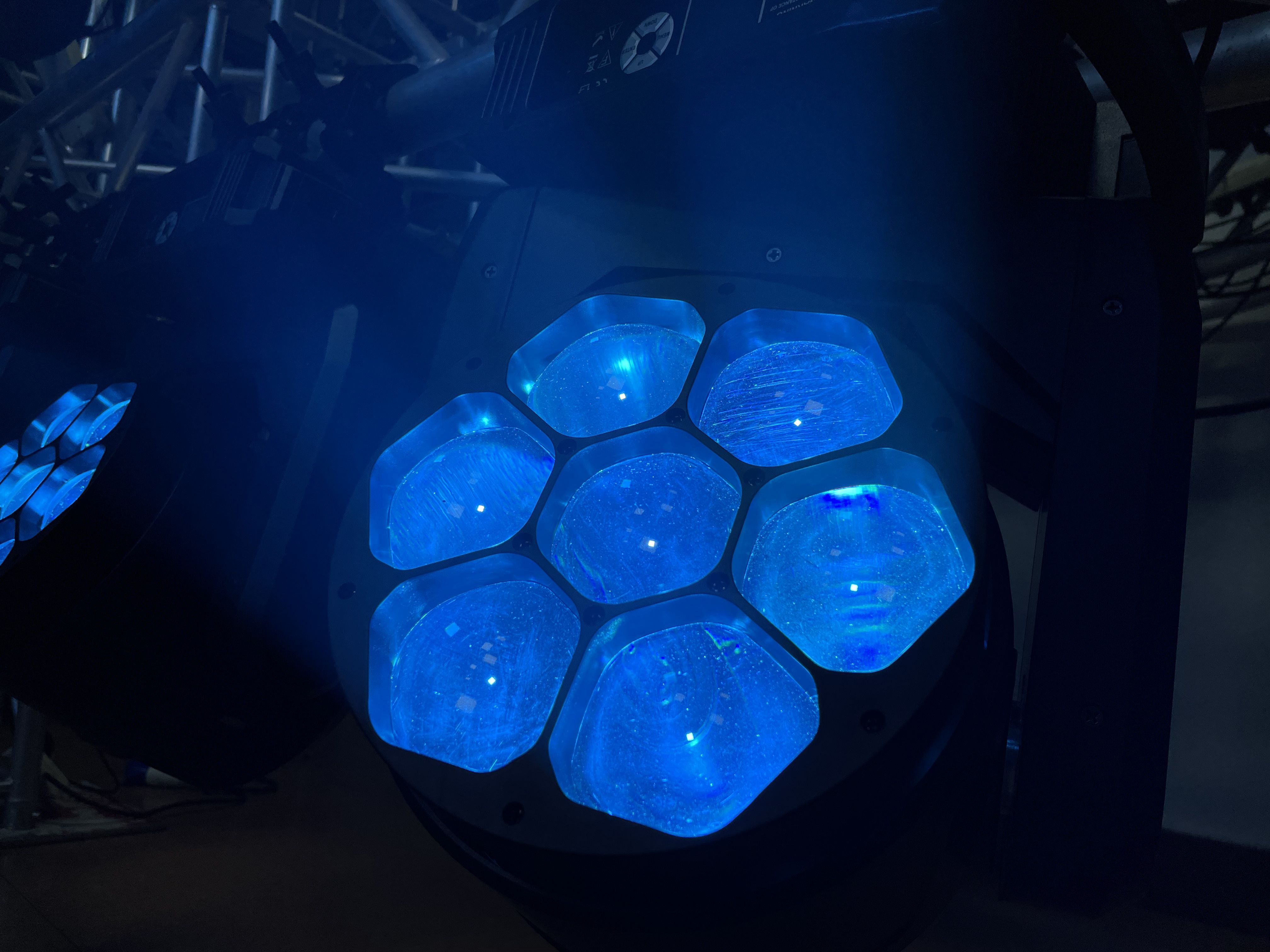 Bee Eye RGBW Zoom LED Moving Head Stage Light