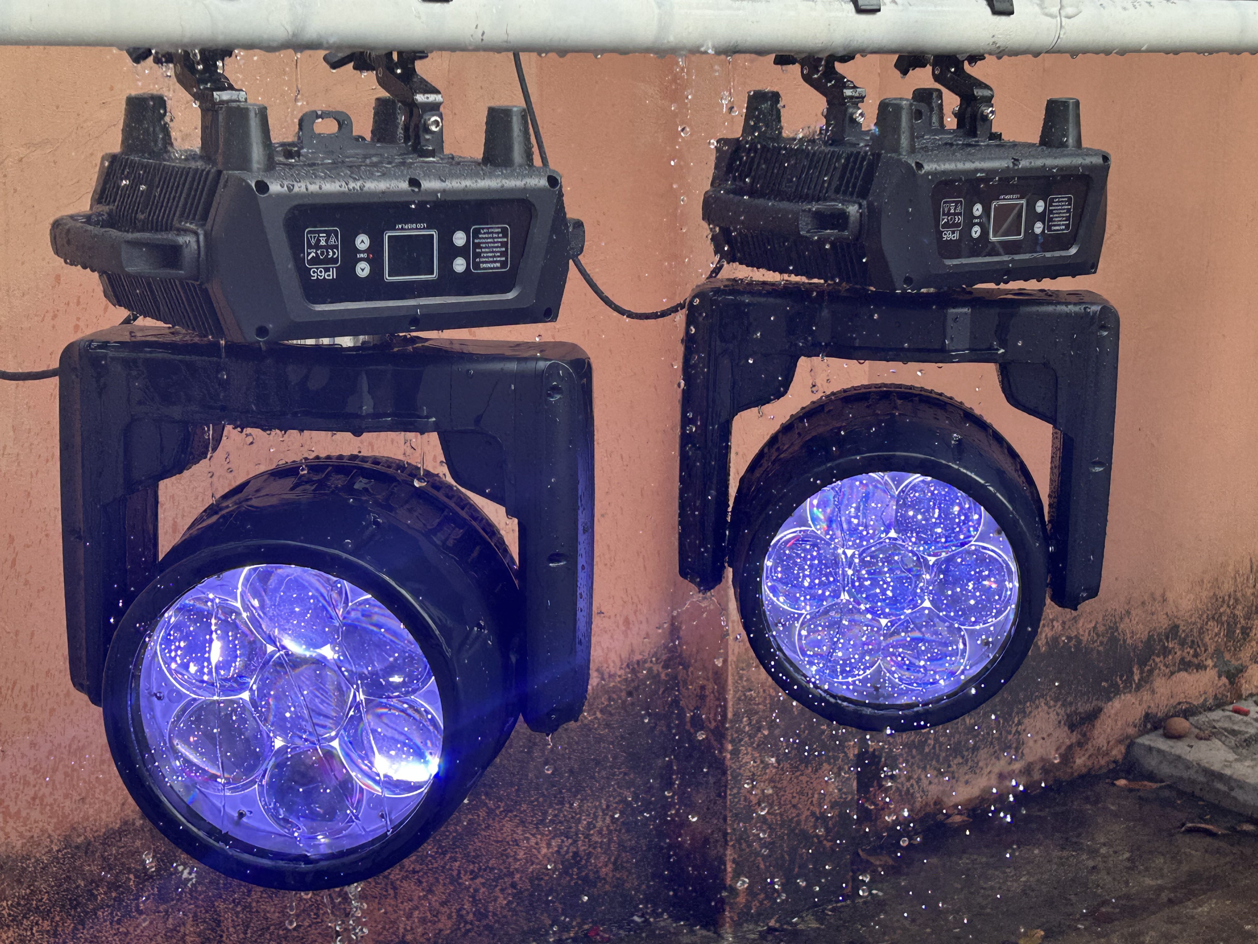 7x60W IP65 Bee Eye Waterproof LED Moving Head Light outdoor waterproof stage lighting