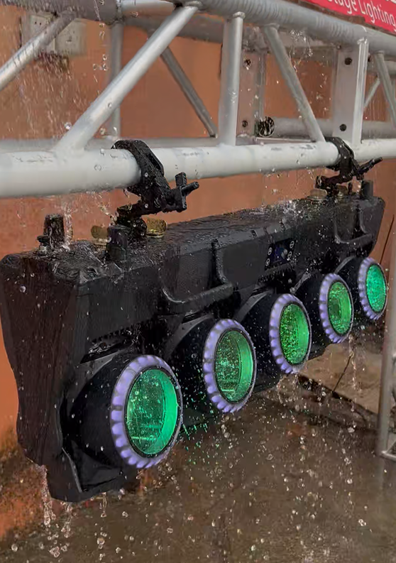 IP66 waterproof stage lighting rain test detail