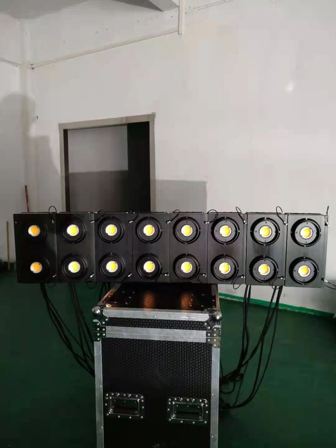 IP65 Waterproof 150W LED Blinder Light Two Eyes Stage Spotlights for Performances & Landscape Application