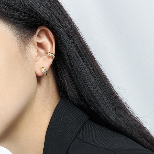 Shell Shape Hoop Earrings for Women Girl Not Fade Earrings Korea Fashion Jewelry Piercing Ear OEM/ODM
