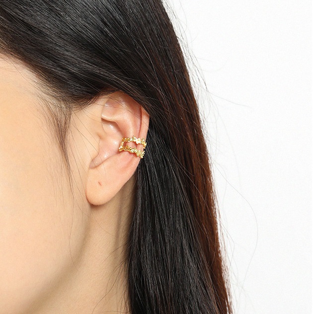 Women Elegant Hoop Earrings Fashion Earrings Girls' Jewelry Hot Sale (Single)