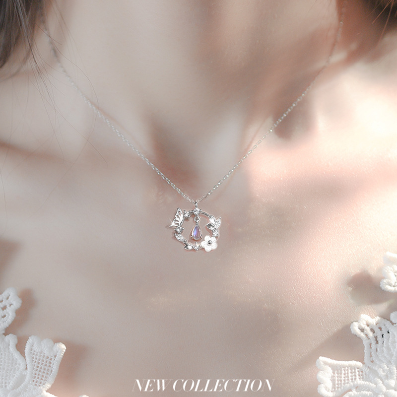 S925 Sterling Silver Butterfly Moonstone Necklace Female Delicate Silver Jewelry Jewelry Manufacturers