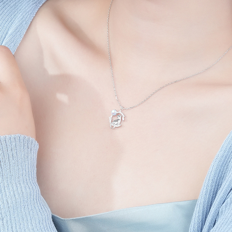 Hope Moon Cat Necklace S925 Sterling Silver Cute Cat Collarbone Chain Micro-Set Moonstone Pendant  Women'S Necklaces Silver