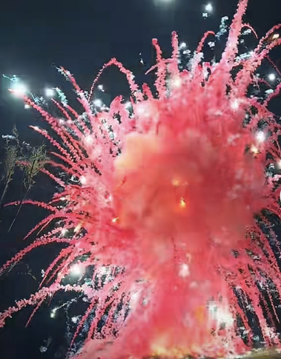 Colored smoke fireworks 