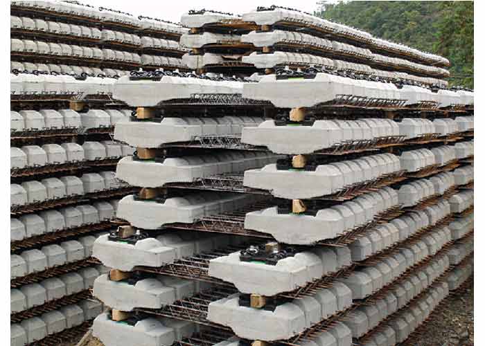 The Flow-line Method and Characteristics of Double Block Sleeper The Flow-line Method and Characteristics of Double Block Sleeper