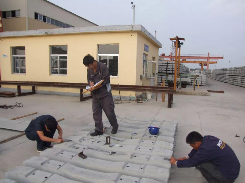 Figure 3 Daily Inspection. Figure 3 Daily Inspection.