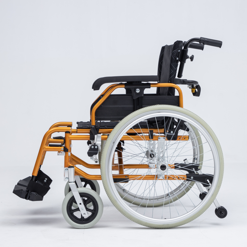 WR6730L Aluminum Wheelchair