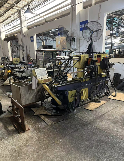 2025 Medical Device Industry: Market Growth, AI Trends & Regulatory Shifts