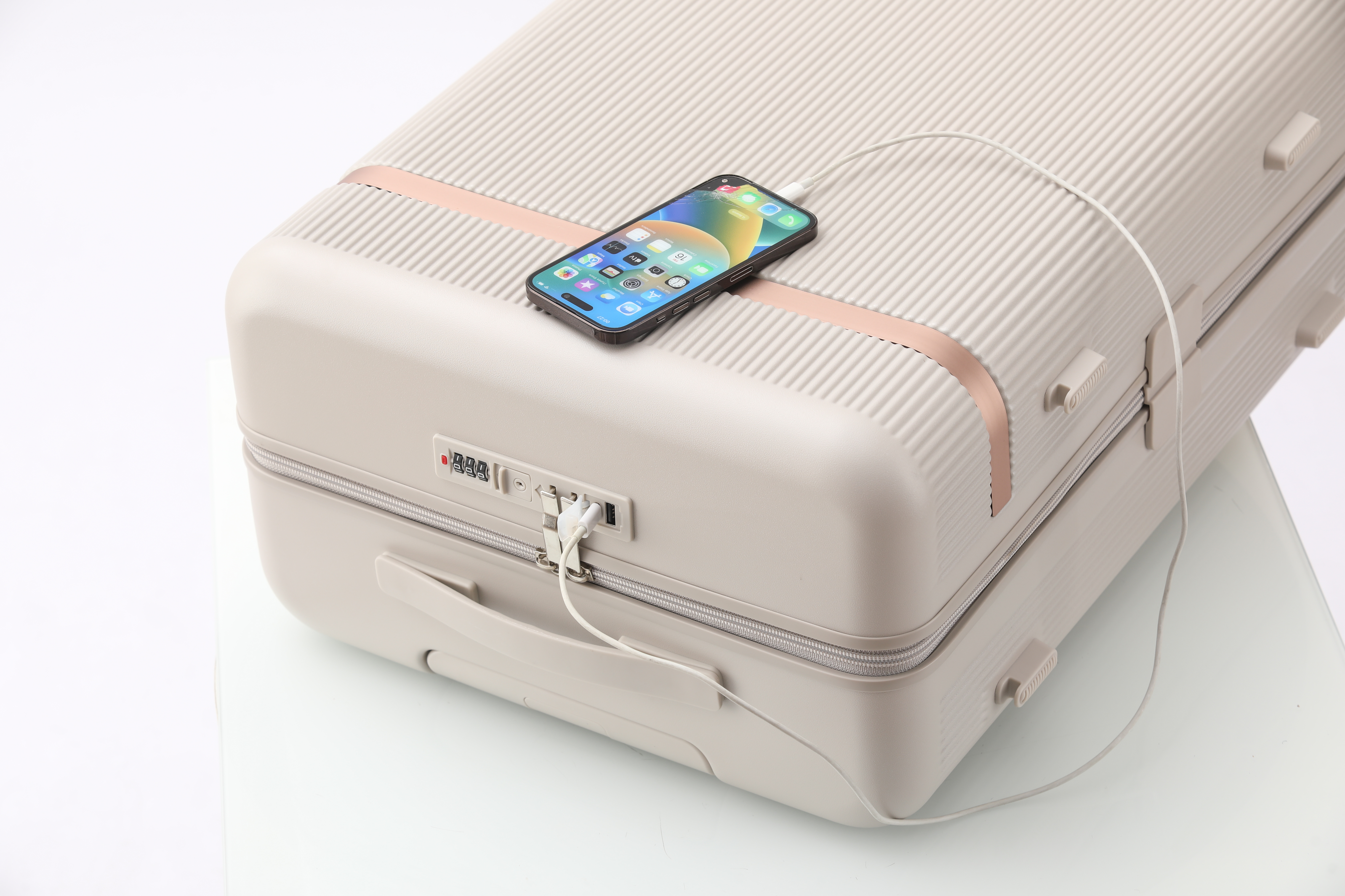 Lightweight Expandable Hard Shell Spinner Carry On Luggage