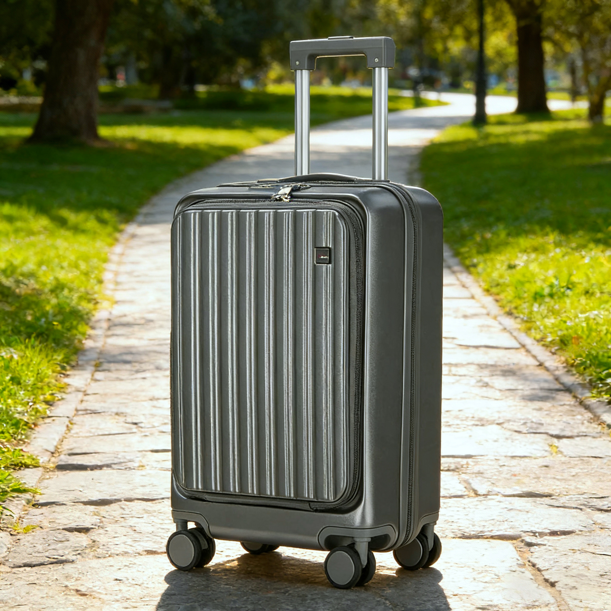 Front-Open Lightweight Carry-O......