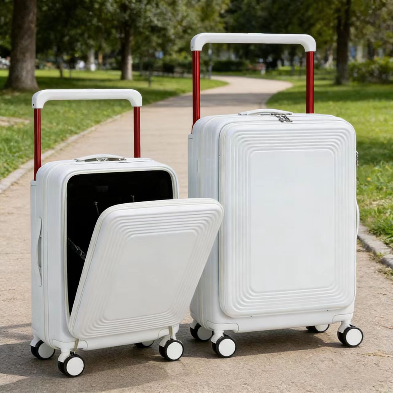 Lightweight Travel Set Large Capacity Hard Shell Luggage