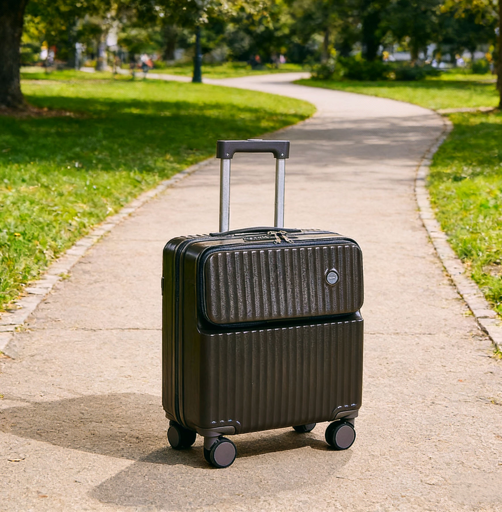 Lightweight Durable Carry-On with Front Laptop Storage Luggage with 4 pieces spinner wheels