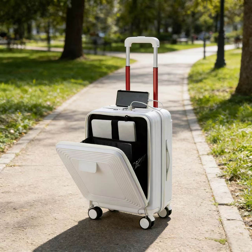 Lightweight Travel Set Large Capacity Hard Shell Luggage