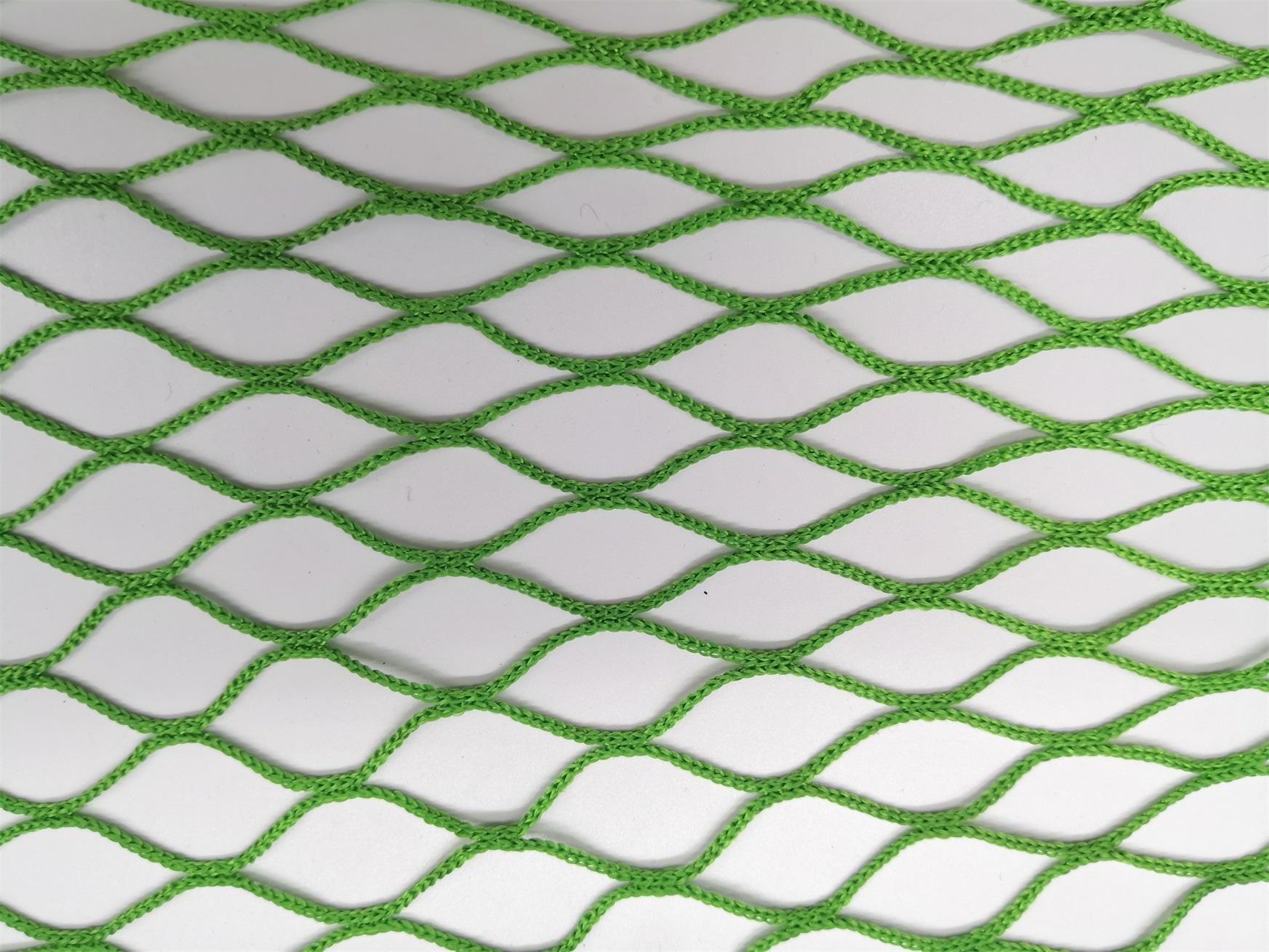 Knotless Netting