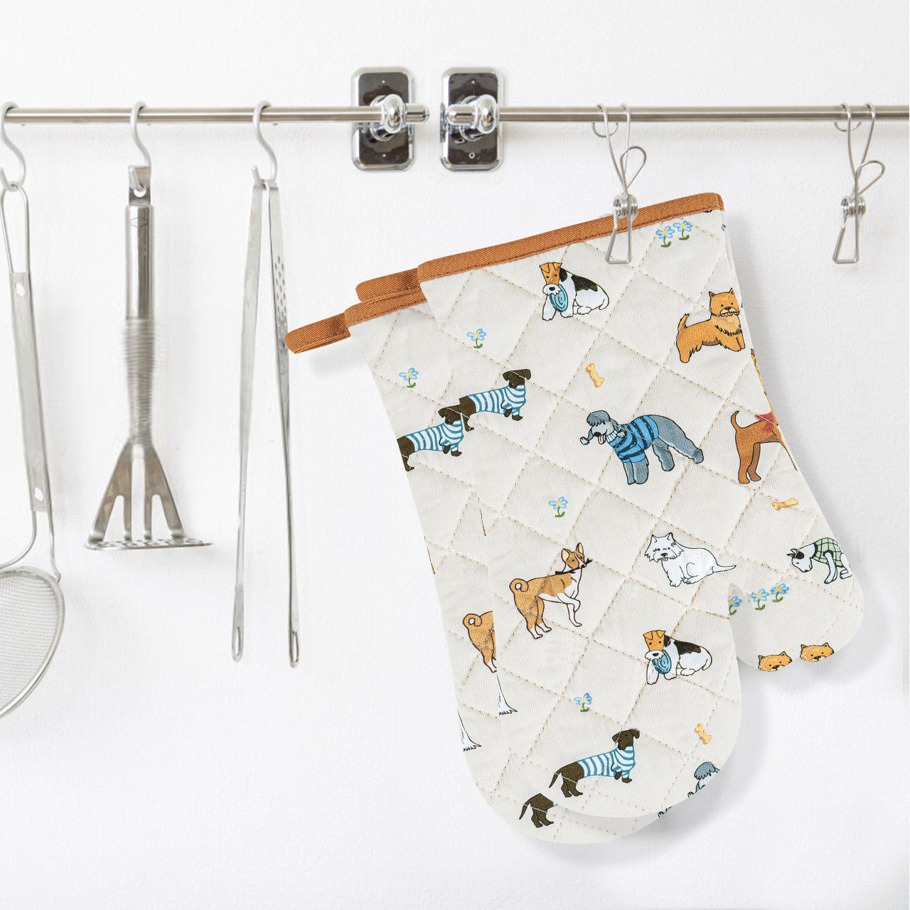 Wholesale Cotton Oven Mitts for Gifting & Kitchenware Lines