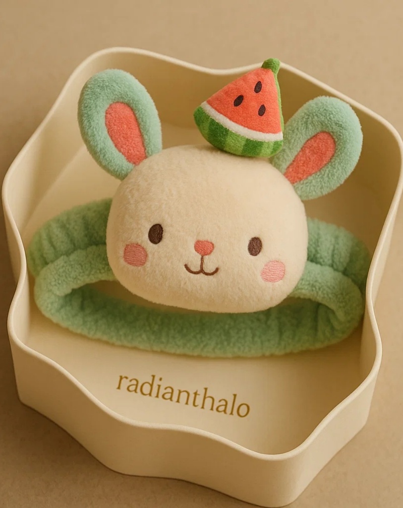 Charming Baby Headbands with Cartoon Characters and Fruit Embellishments for Perfect Baby Photos