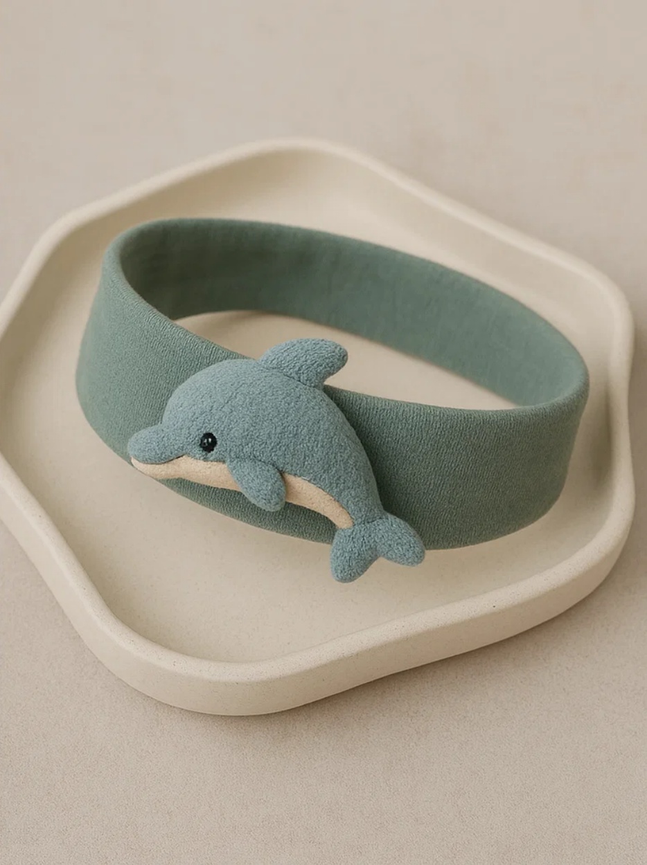 Baby Headband with Blue Dolphin Plush – Adorable and Gentle Fit