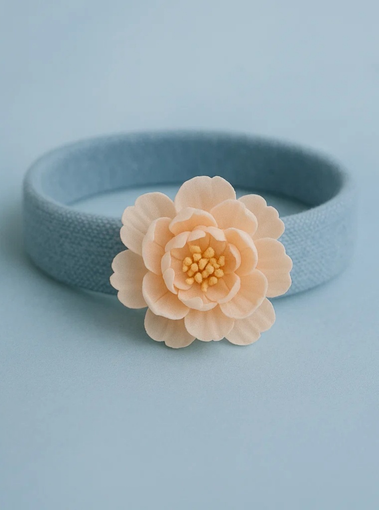 Soft Daisy Baby Headband for Fun Photoshoots