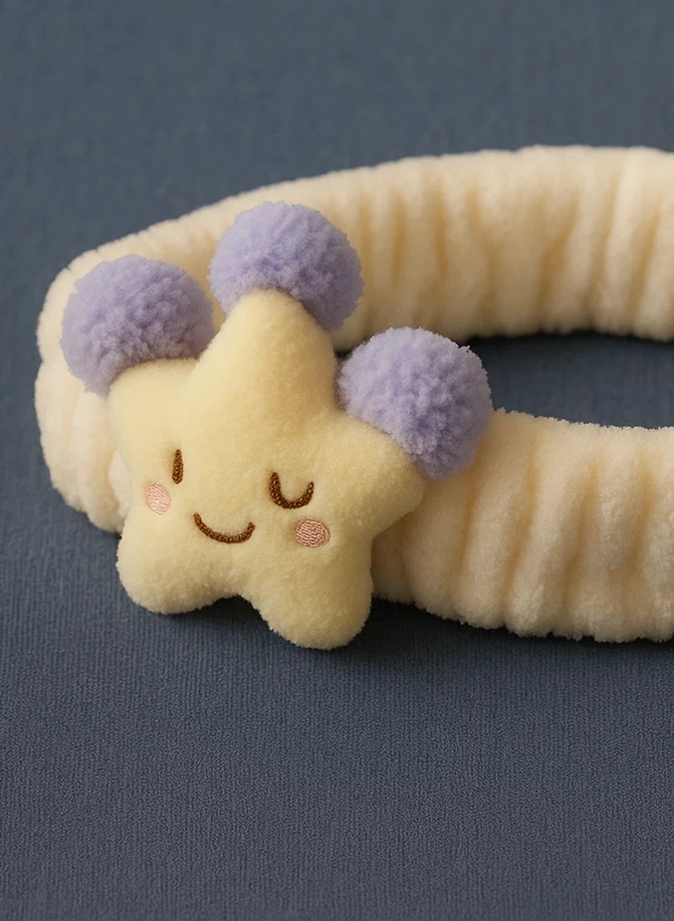 Armas beebi peapael viie tärni plush kujundusega