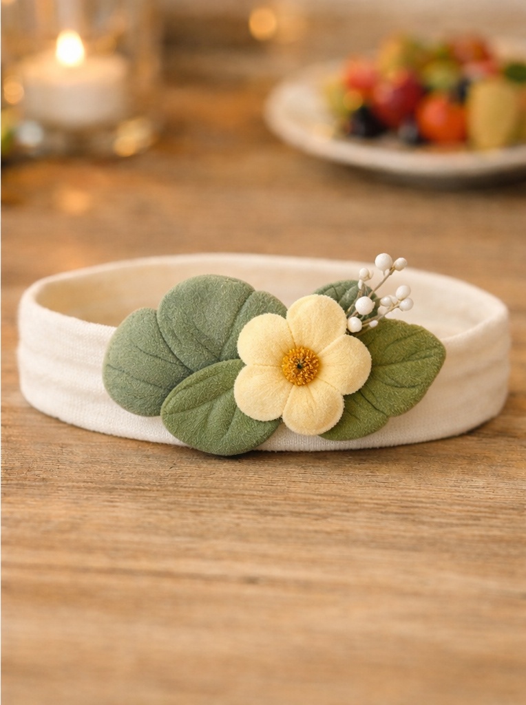 Bentiță pentru bebeluși cu floare și frunze – alegerea preferată B2B