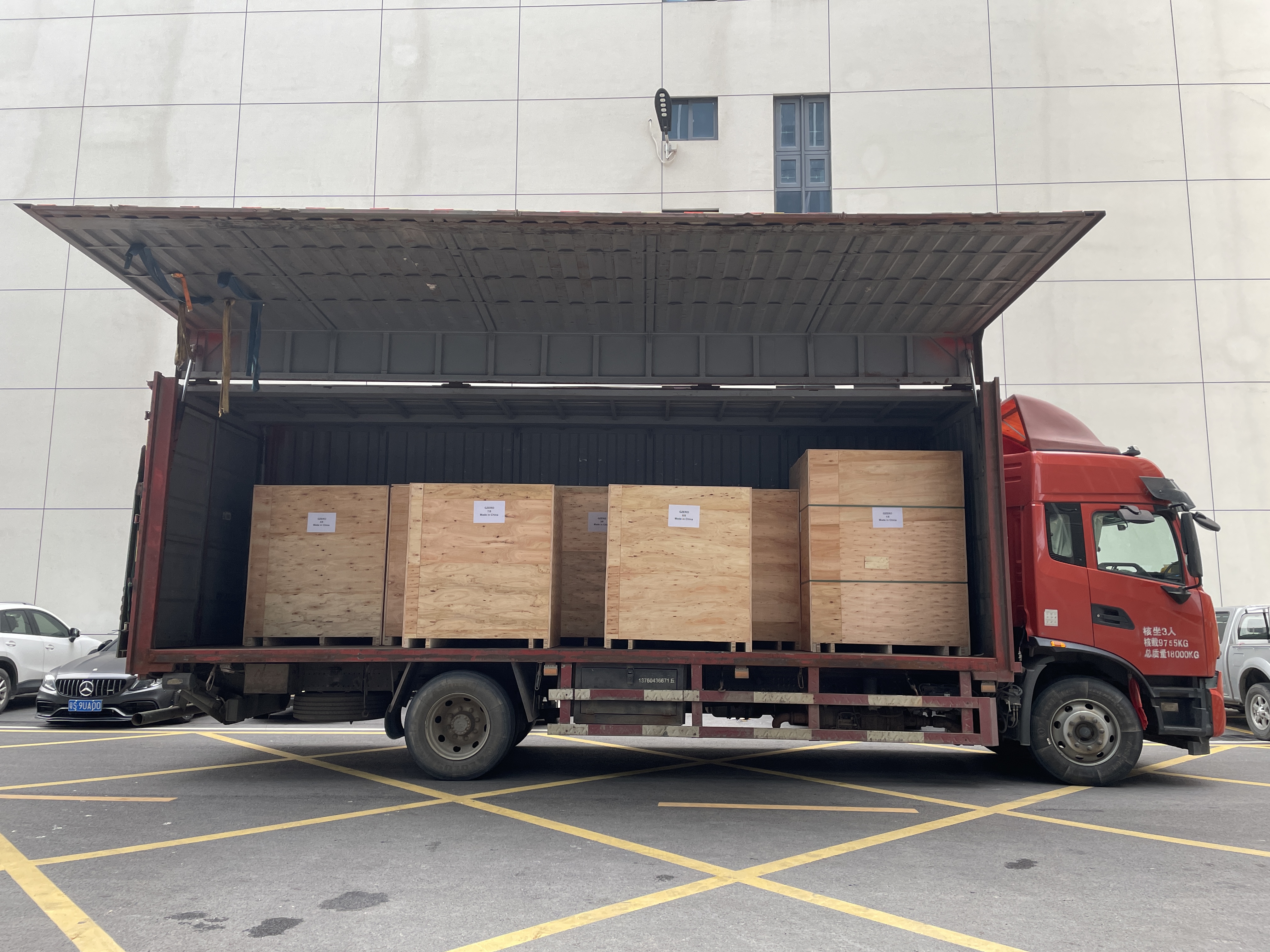 Long-Term Partnership and Trust — Brazilian Distributor Orders Another Batch of 24-Color PVC Dispensing Machines with UV Curing and Ovens