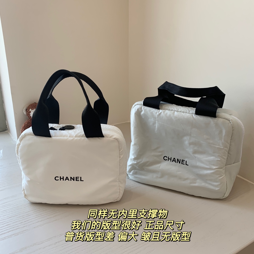 chanel travel white hand bag