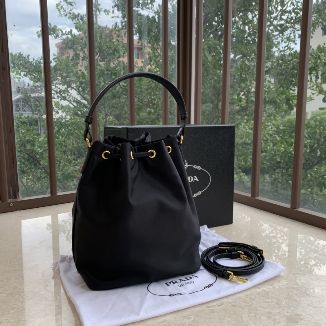 prada bag