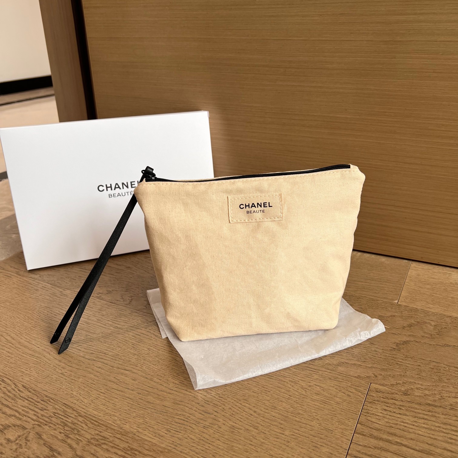 prada makeup bag