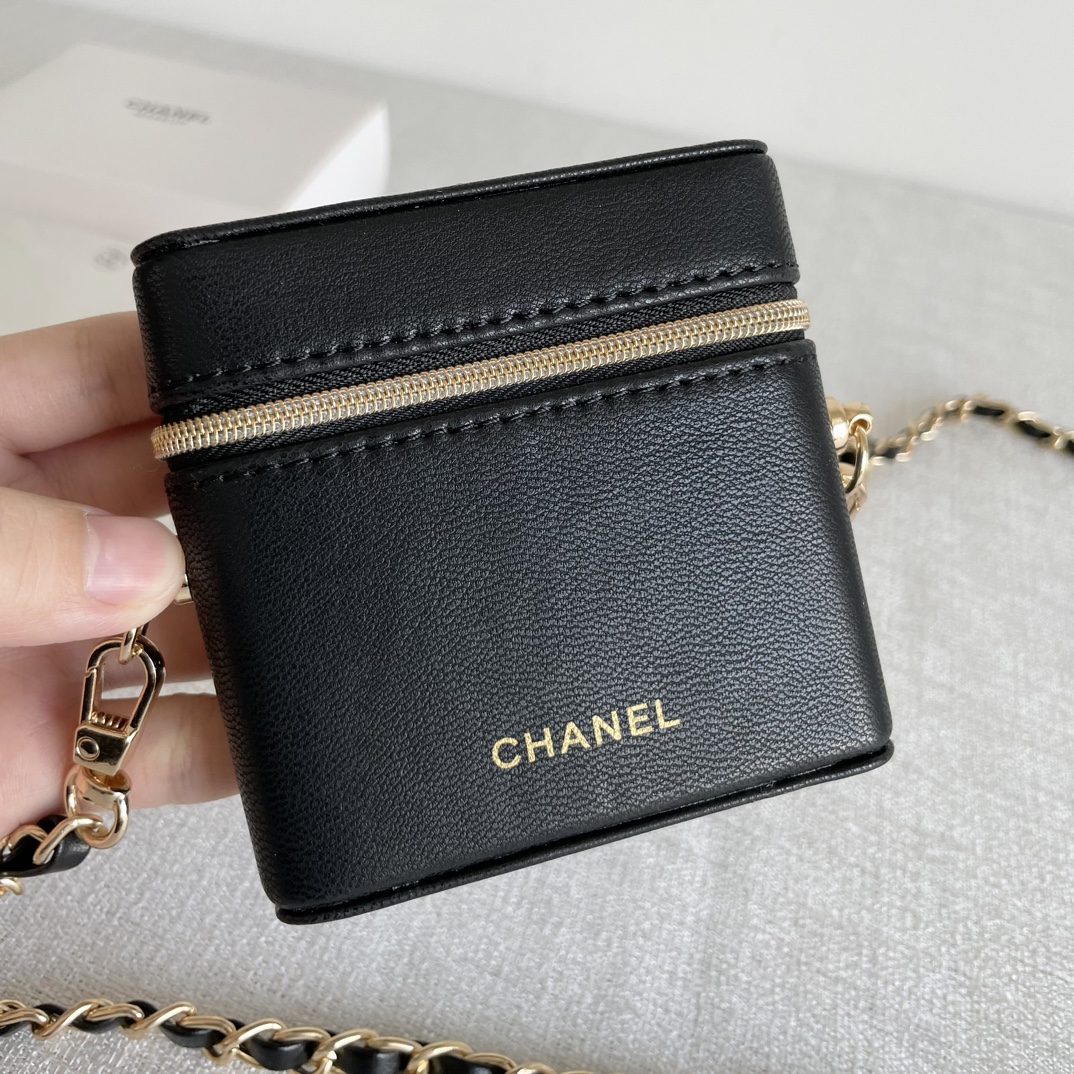 chanel lipstick bag