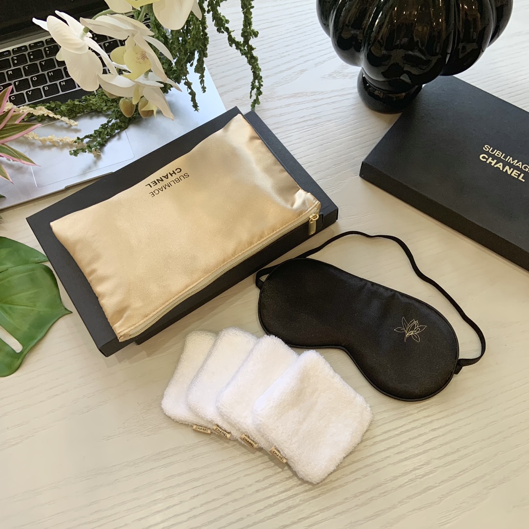 chanel whole set for bag with eye mask