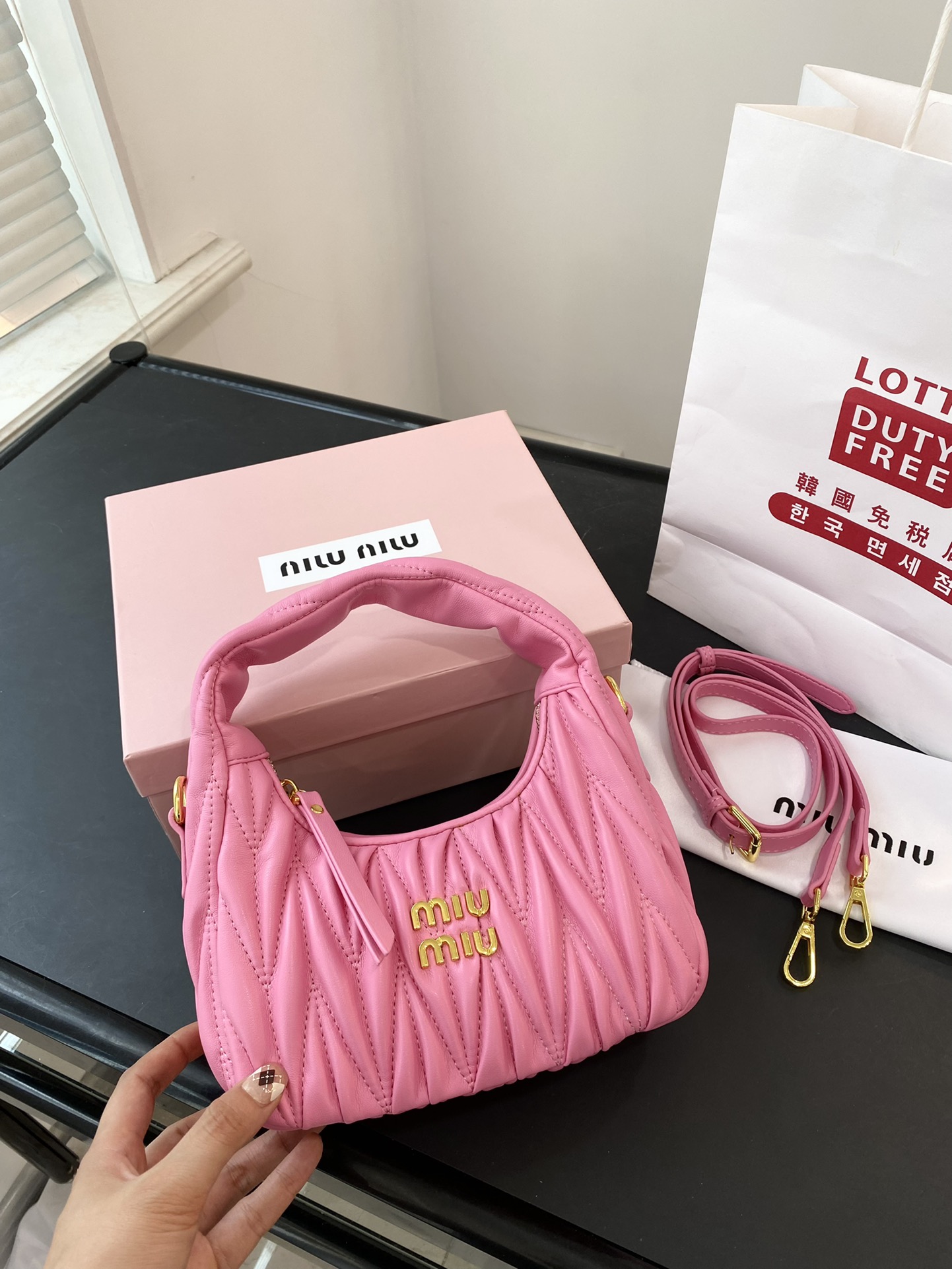miumiu pink bag