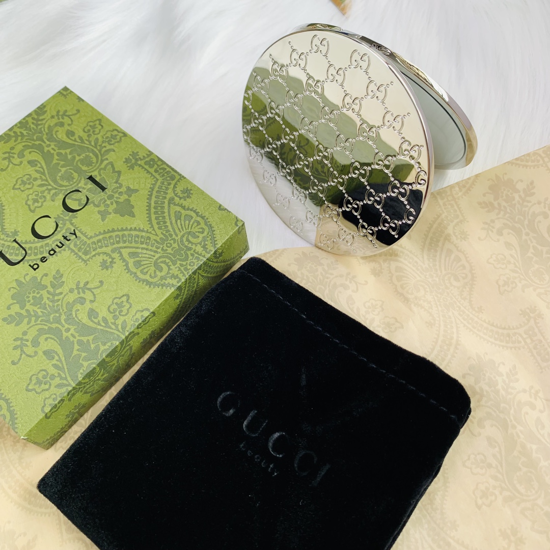 gucci mirror