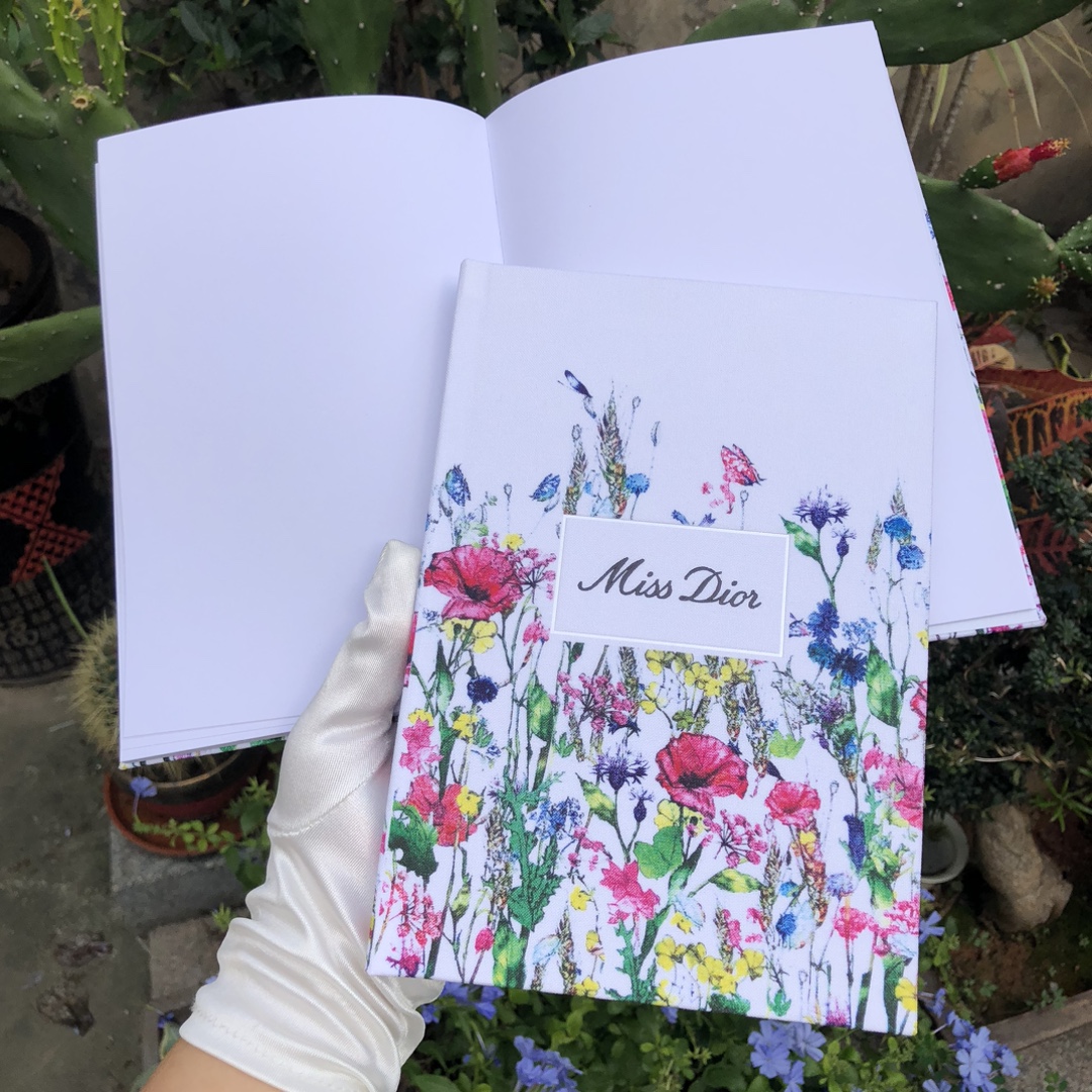dior notebook