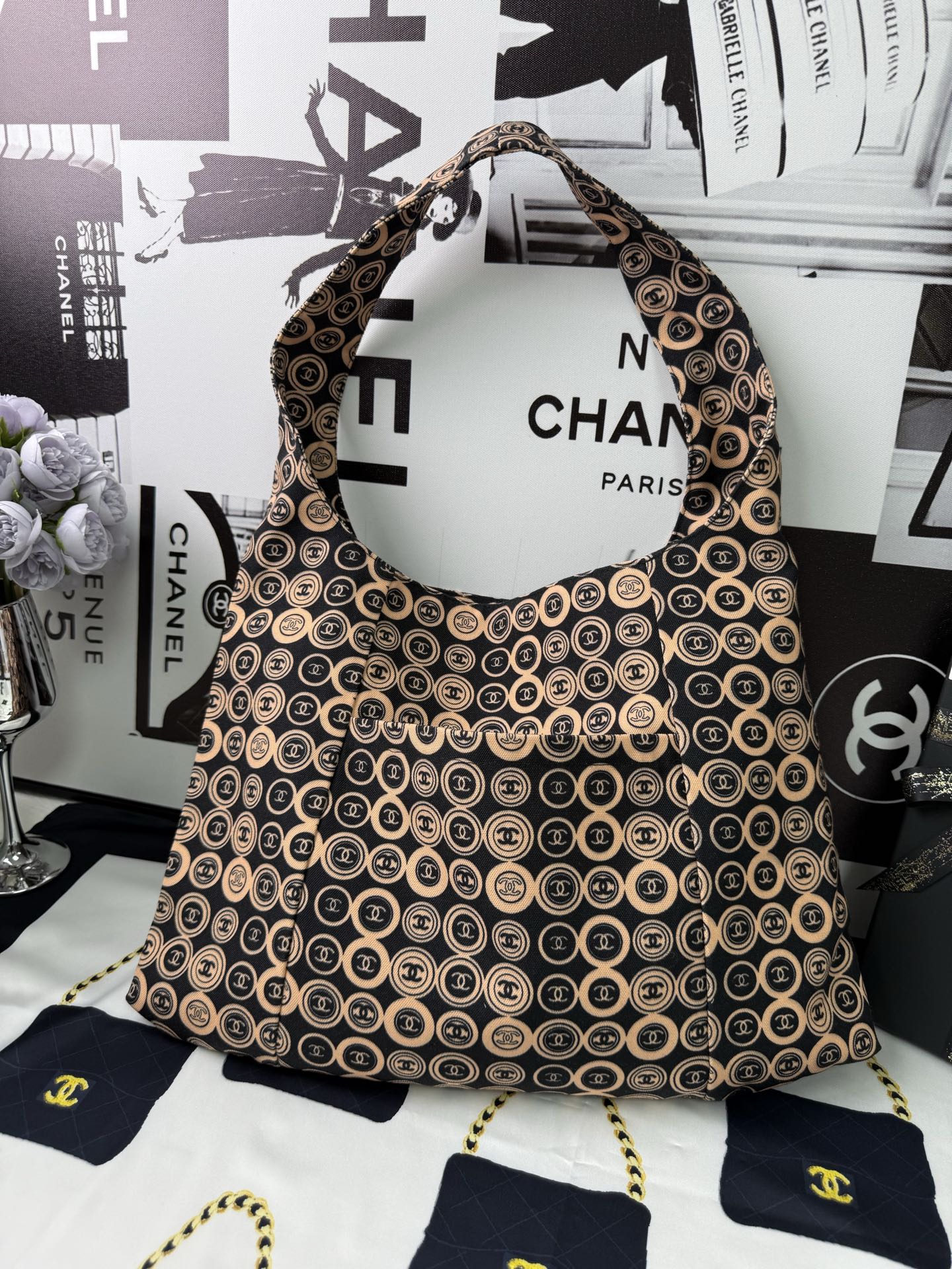 chanel tote bag