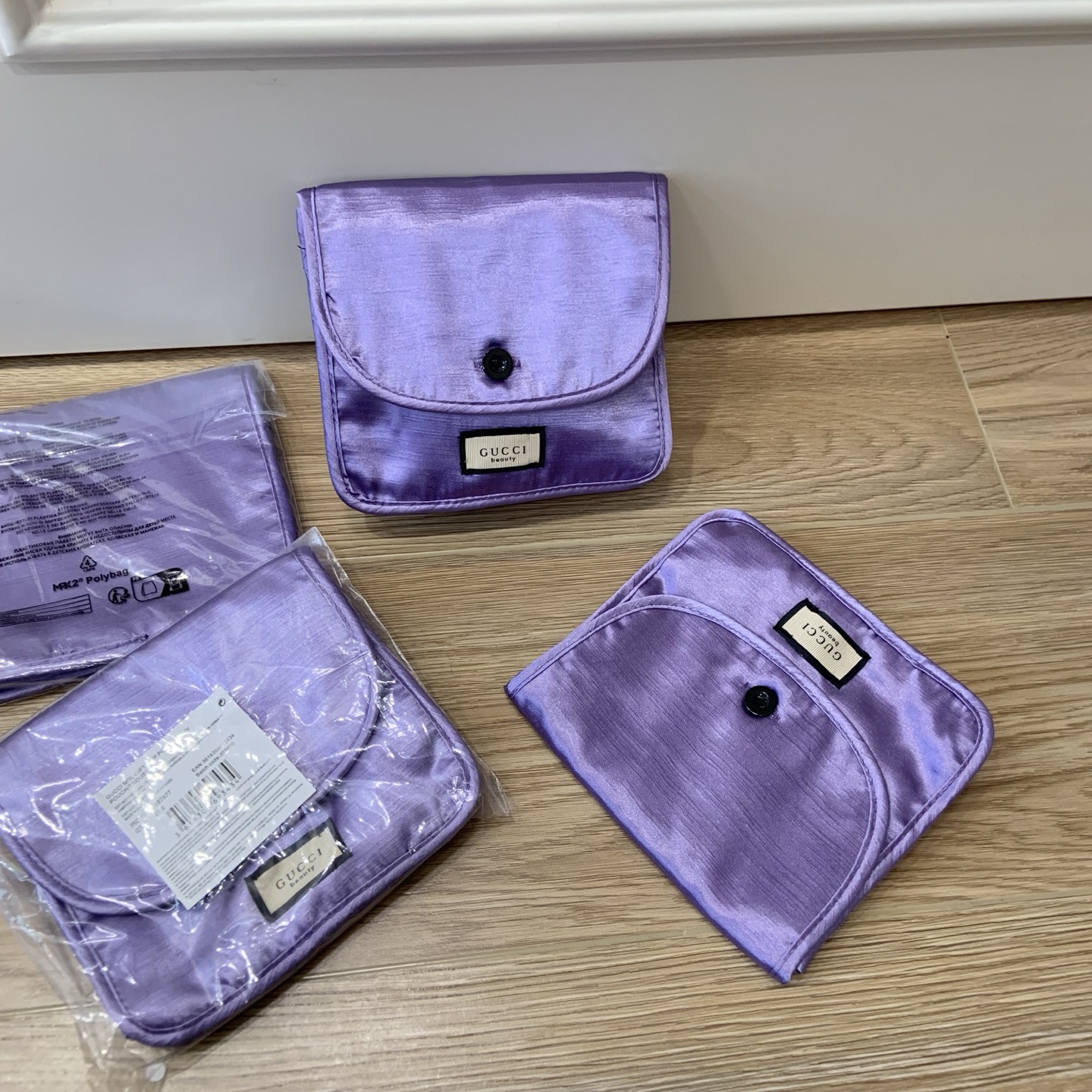 Gucci makeup bag