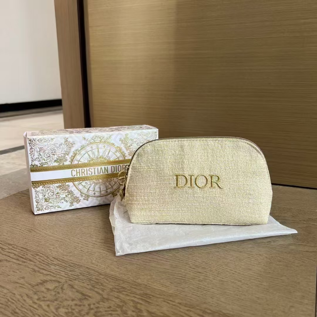 dior new style makeup bag