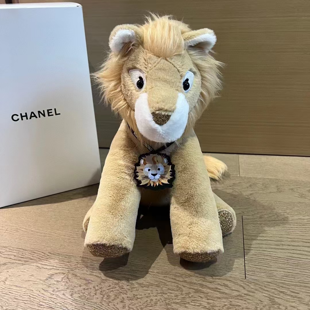 Chanel gift Lion