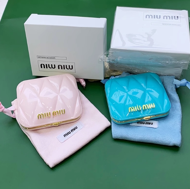 miumiu pocket mirror pink/blue/white color