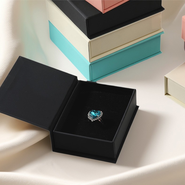 Luxury Custom Perfume Fragrance Bottles Packing Foldable Magnetic Cardboard Closure  Flat Rigid Perfume Paper box